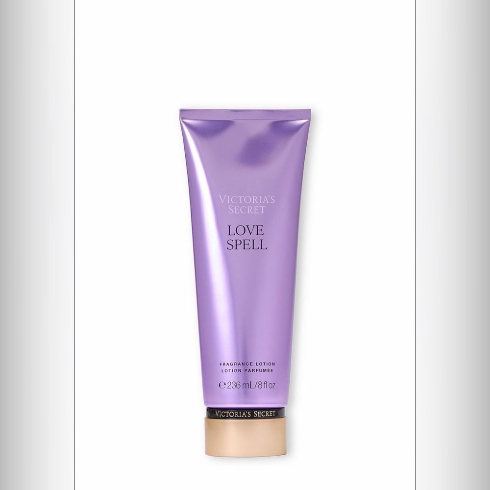 Victoria's Secret Love Spell Body Lotion NWT